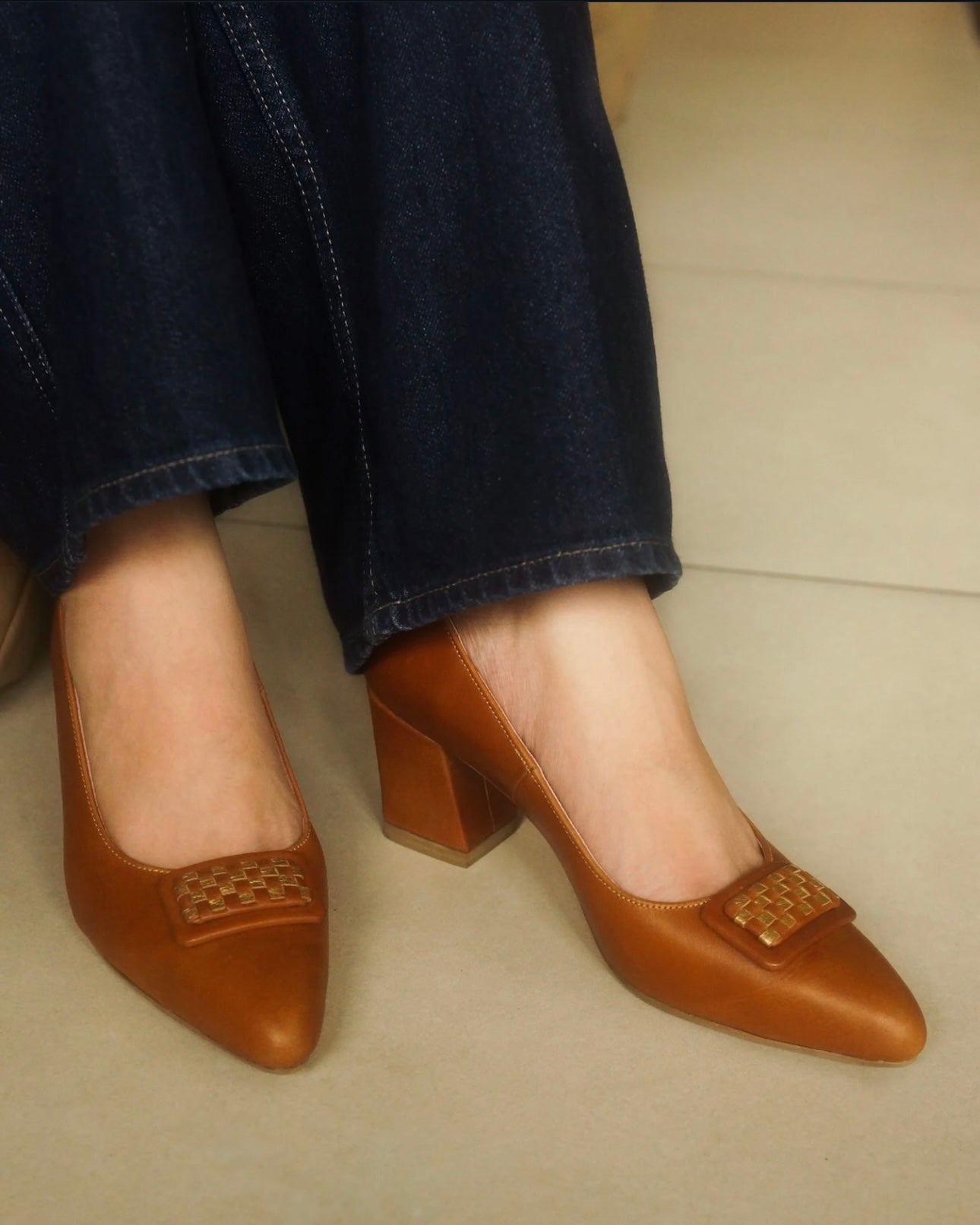 Zapateria x Beatriz in Modern Filipina