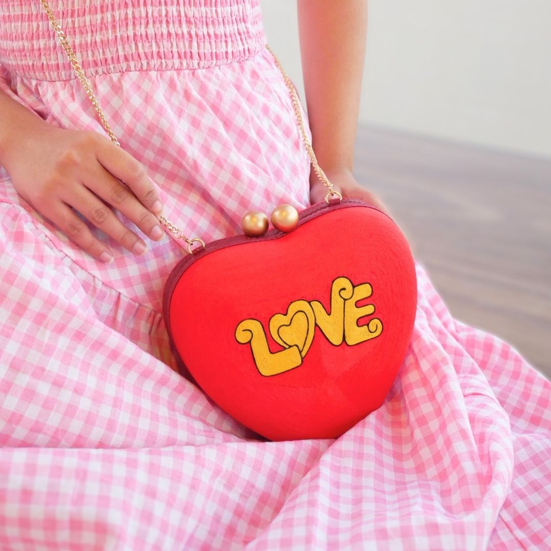 Beatriz x Paquita: Limited Edition Valentines Thread Bag